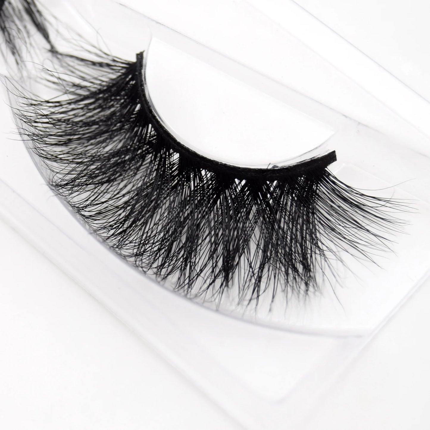 Visofree Mink Eyelashes 3D Mink Lashes Thick Crisscross Winged Eyelashes Cruelty Free Mink 1 Pair/box False Lashes D22