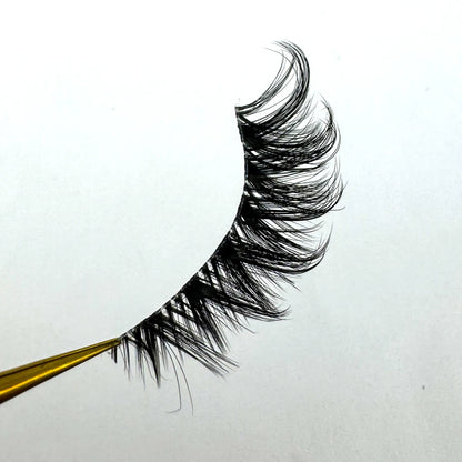 New 5 Pairs Cat Eye Lashes Faux Mink Eyelashes Natural long Manga Lashes Winged End Eye Elongated Eyelashes Fake Lashes Makeup