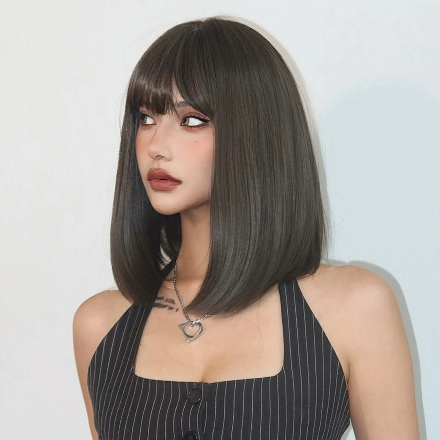 Straight Bob Synthetic Wigs Dark Brown Hair with Bangs for Women Shoulder Length Wig Daily Use Heat Resistant Korean Hairstyle