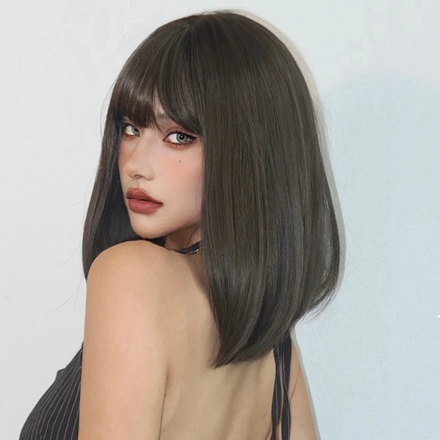 Straight Bob Synthetic Wigs Dark Brown Hair with Bangs for Women Shoulder Length Wig Daily Use Heat Resistant Korean Hairstyle